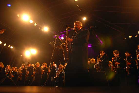 200 saxophonists performing Andy Sheppard's ‘The Living Bridge’.