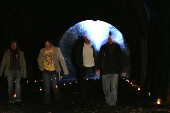 Luke Jerram – Tunnel Vision.