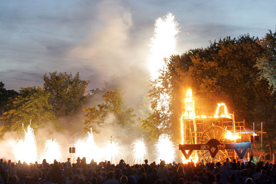 Fireworks at Swindon Brunel Festival.
